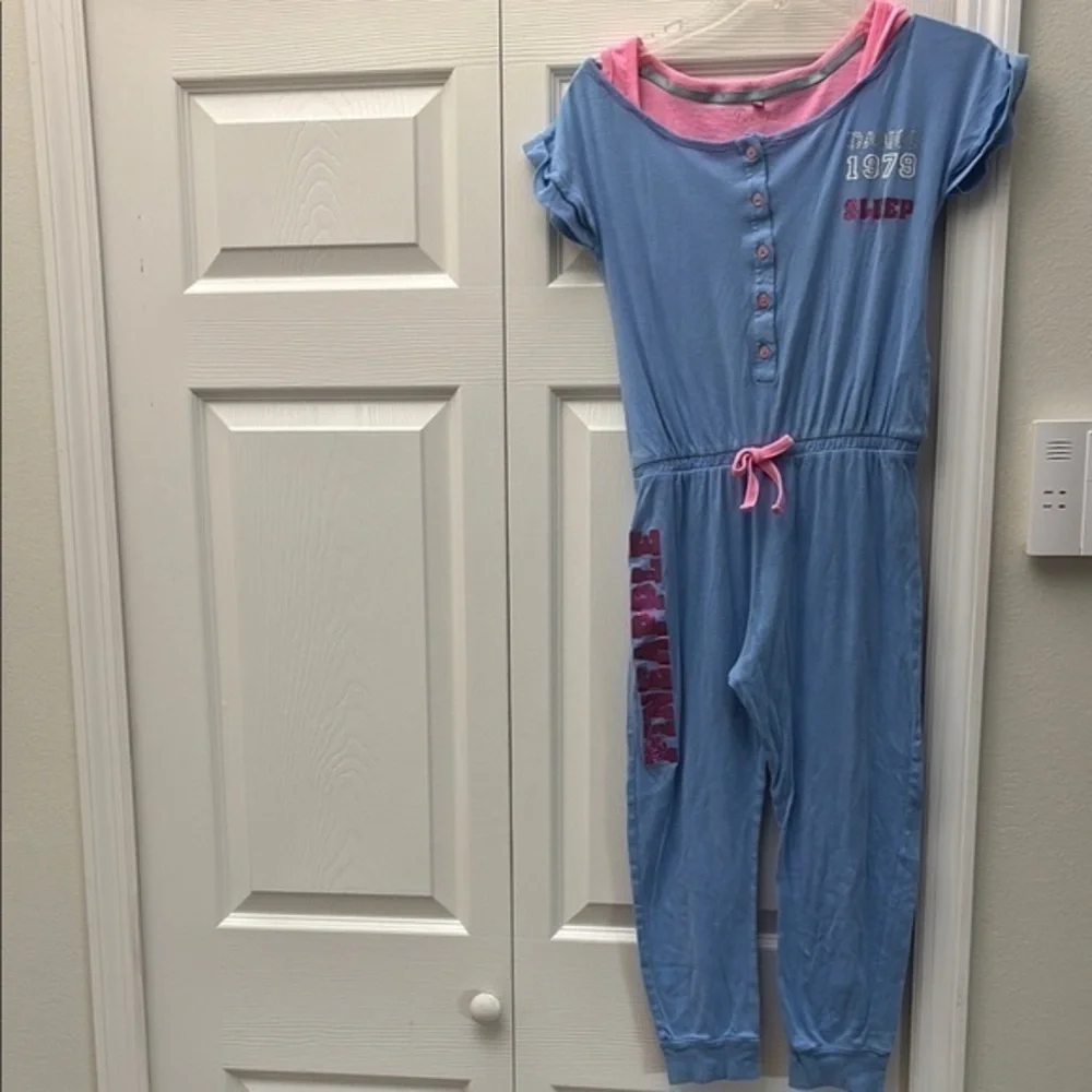 ❤️3 for $15!❤️ Girls Blue Jumpsuit Pajamas with Pink Print, size 11-12.